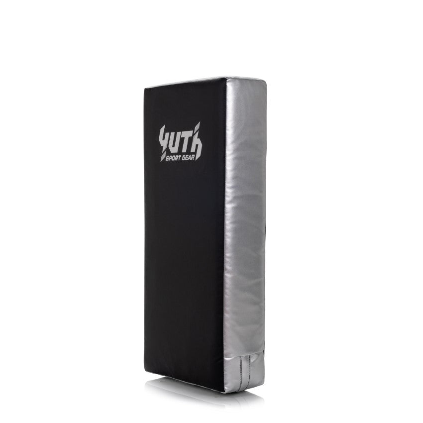 Yuth Kick Shield - Fight.ShopKicking ShieldYuthBlack/Silver